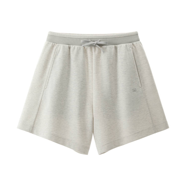 BANANA IN Casual Shorts Women's Moderate