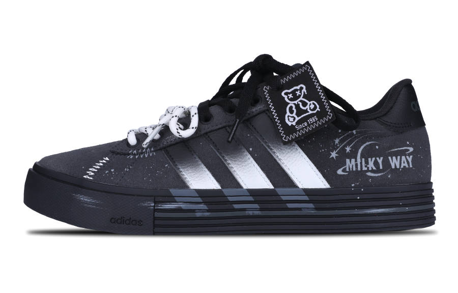 Adidas Adidas Daily Silver Moon Abrasion Resistant Lightweight Breathable Slip Resistant Low top Skateboard Shoes Unisex