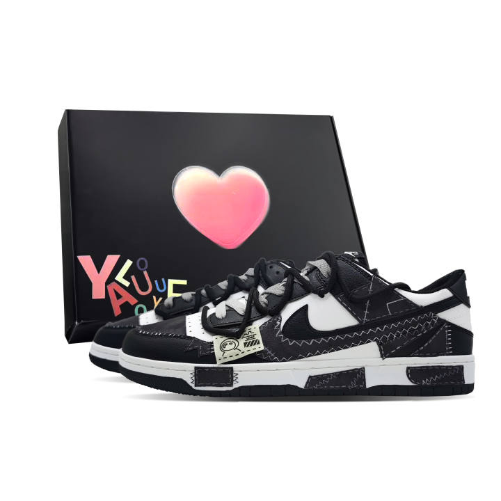 Nike Nike Dunk Patch Play Applique Low top Skateboard Shoes Unisex Black White Gray