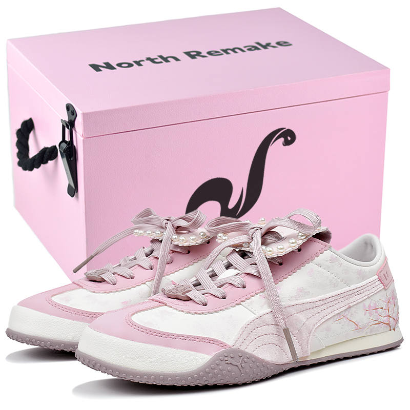 PUMA Bella UT Slip Resistant Abrasion Resistant Low top Casual Shoes Women's White Mist Pink