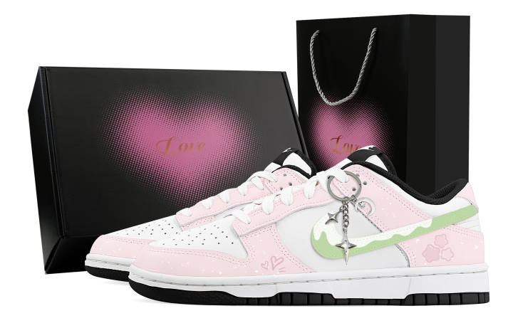 Nike Nike Dunk Guava Sweetheart 2 Heart Box Leather Abrasion Resistant Low top Skateboard Shoes Unisex Pink