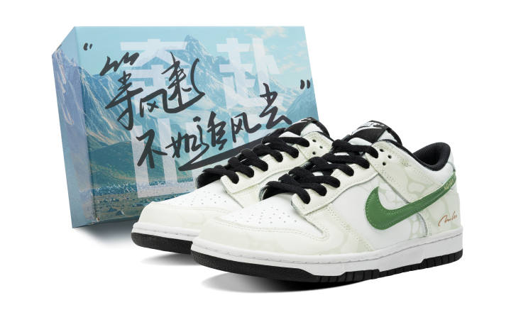 Nike Nike Dunk Low top Skateboard Shoes Men's White Green