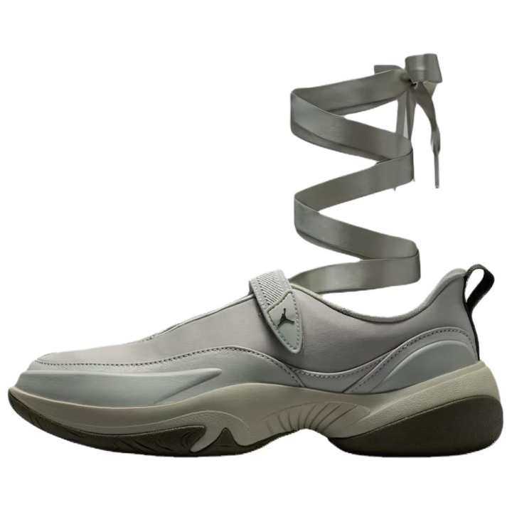 Jordan Jordan Pointe Casual Shoes Women's Mist Cloud Gray