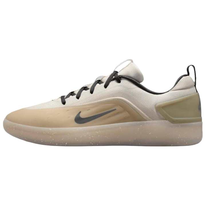 Nike Nike SB Nyjah 4 Abrasion Resistant Lightweight Breathable Support Skateboard Shoes Men's Beige Brown