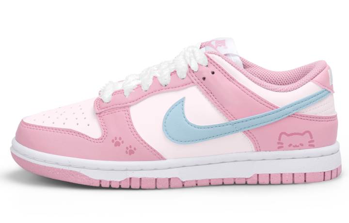 Nike Nike Dunk Low top Skateboard Shoes Women's Pink