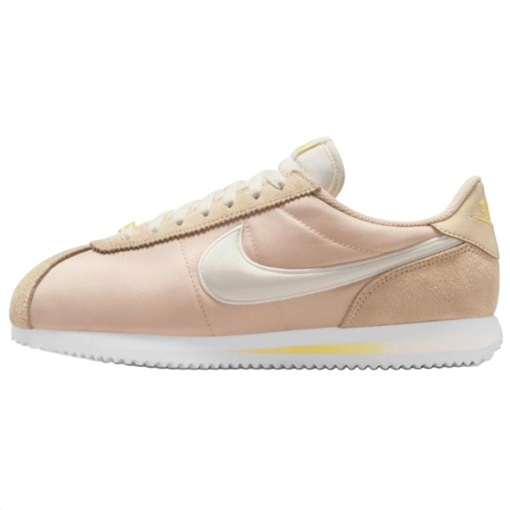 Nike Nike Cortez Low top Casual Shoes Women's Pink