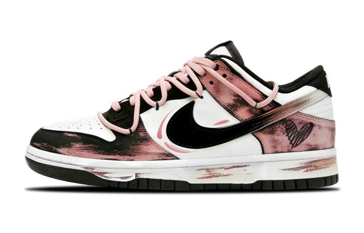 Nike Nike Dunk Leather Low top Skateboard Shoes Black Pink