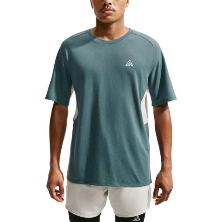 Nike Nike Nike Nike "Solar Chase" Men's Dri-FIT Adv Trail Running Top