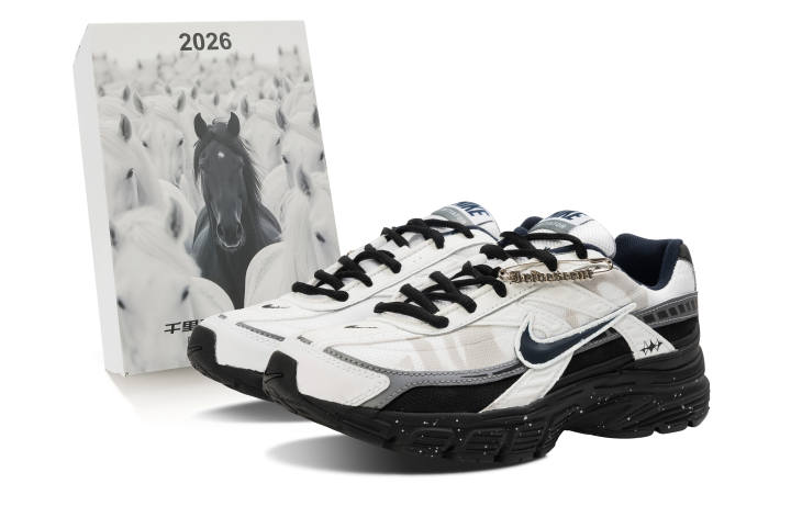 Nike Nike Initiator Abrasion Resistant Slip Resistant Low top Running Shoes Men's Black White