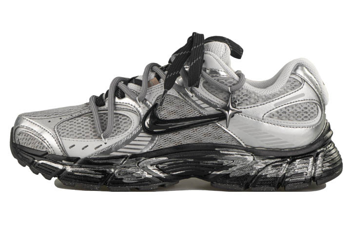 Nike Nike V5 RNR Abrasion Resistant, Breathable, Slip Resistant Low top Running Shoes Men's Black Silver