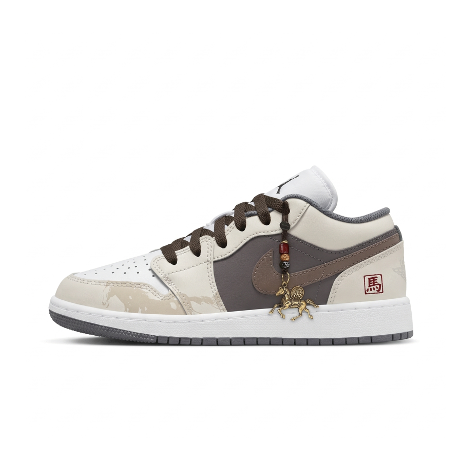 Jordan Jordan Air Jordan 1 Galloping Horse Print Low top Children's Basketball Shoes Beige Brown Unisex