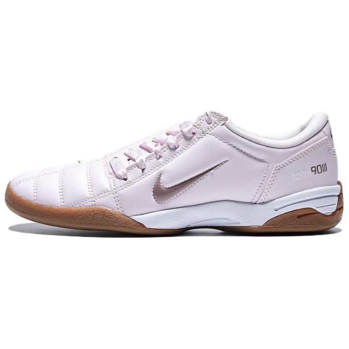 Nike Nike Total 90 Low top Casual Shoes Women's Light Pink
