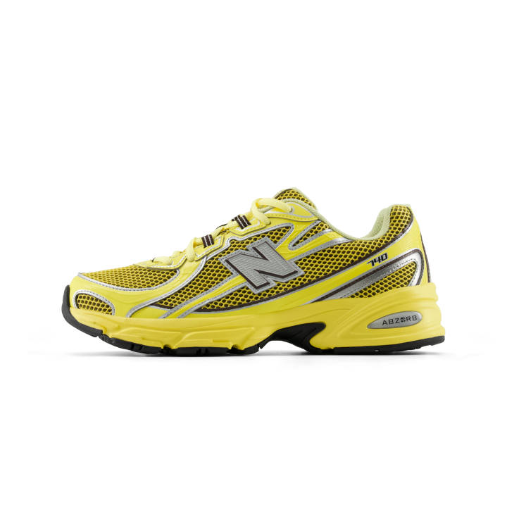 New Balance New Balance NB 740 Chunky Sneakers Unisex Yellow D Width