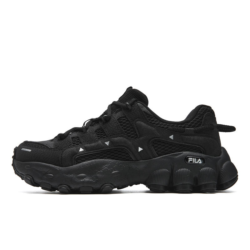 FILA PILA Slip Resistant, Breathable, And Lightweight Low top Chunky Sneakers Women's Black