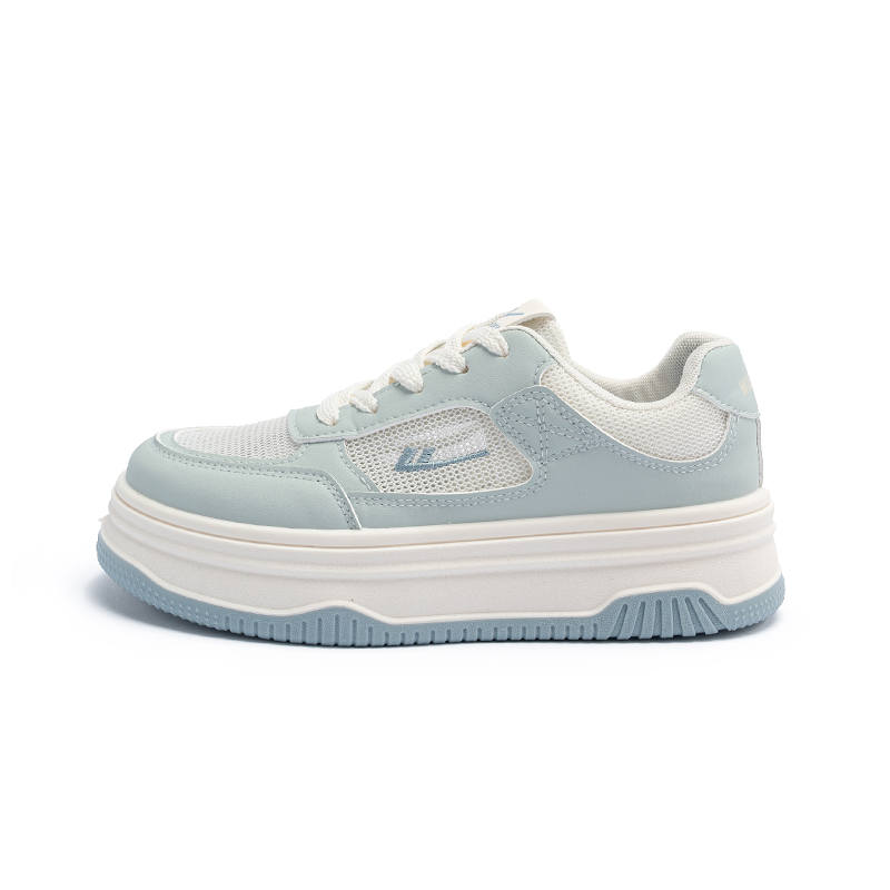 WARRIOR Height Increasing Abrasion Resistant Low top Skateboard Shoes Women's Light Blue Beige