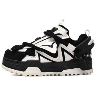 Q-AND Q AND Slip Resistant, Abrasion Resistant, Breathable, Support, Height Increasing Low top Casual Shoes Unisex