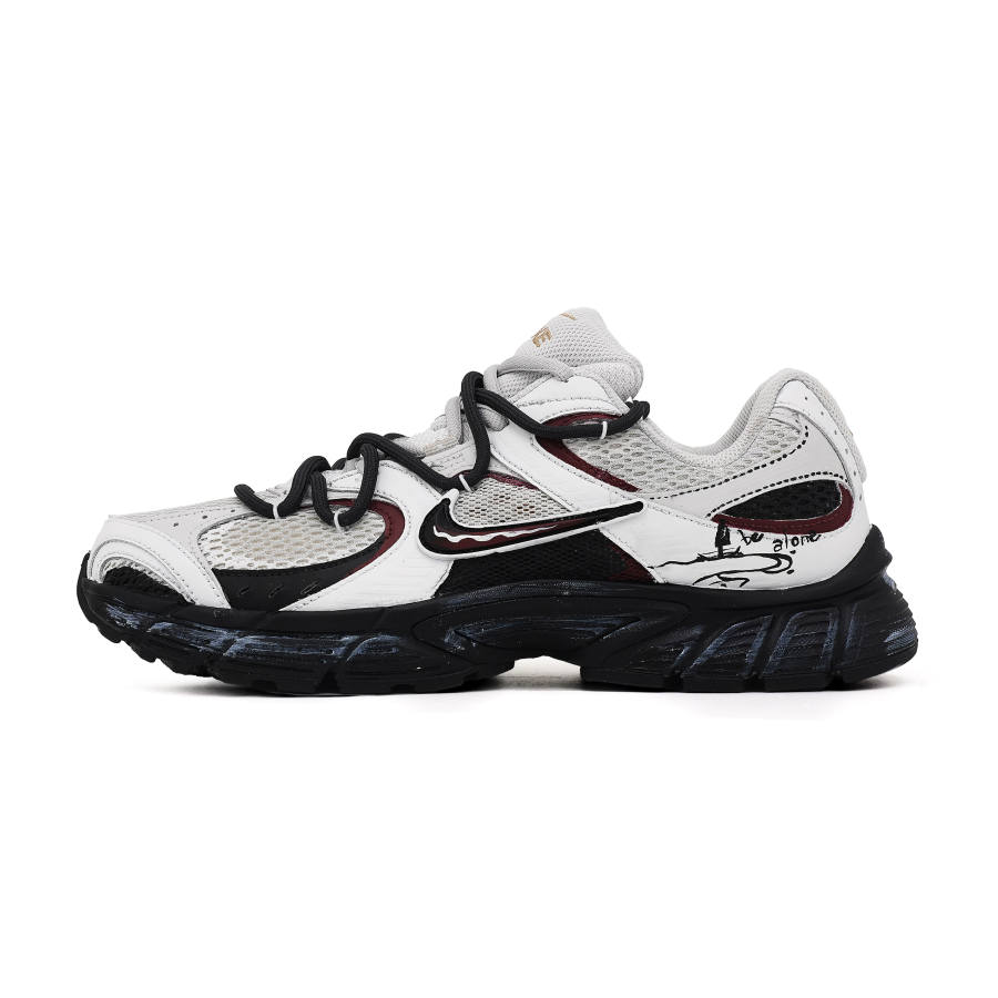 Nike Nike V5 RNR Abrasion Resistant, Breathable, Slip Resistant Low top Running Shoes Men's White