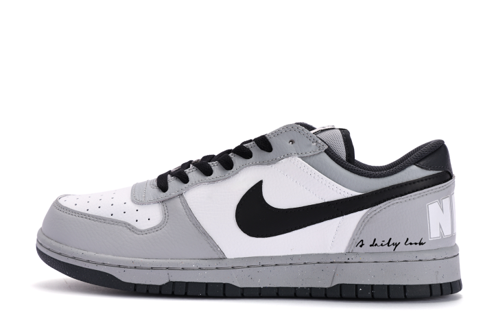 Nike Nike Dunk Coverage Slip Resistant Low top Skateboard Shoes Unisex White Black