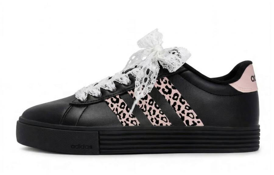 Adidas Adidas Daily 4.0 811 Manufacturing, Urban Chic Style Dreamy Slip Resistant Low top Skateboard Shoes Unisex Black Pink