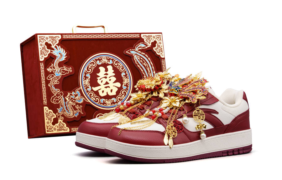 Anta Original 2 Suede Cushioning Abrasion Resistant Low top Skateboard Shoes Unisex Burgundy Box