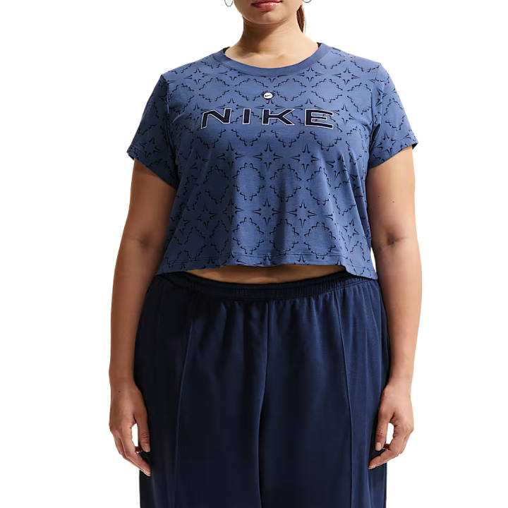 Nike Nike Sportswear Chill Knit Women's Slim Cropped T-Shirt (Plus Size)