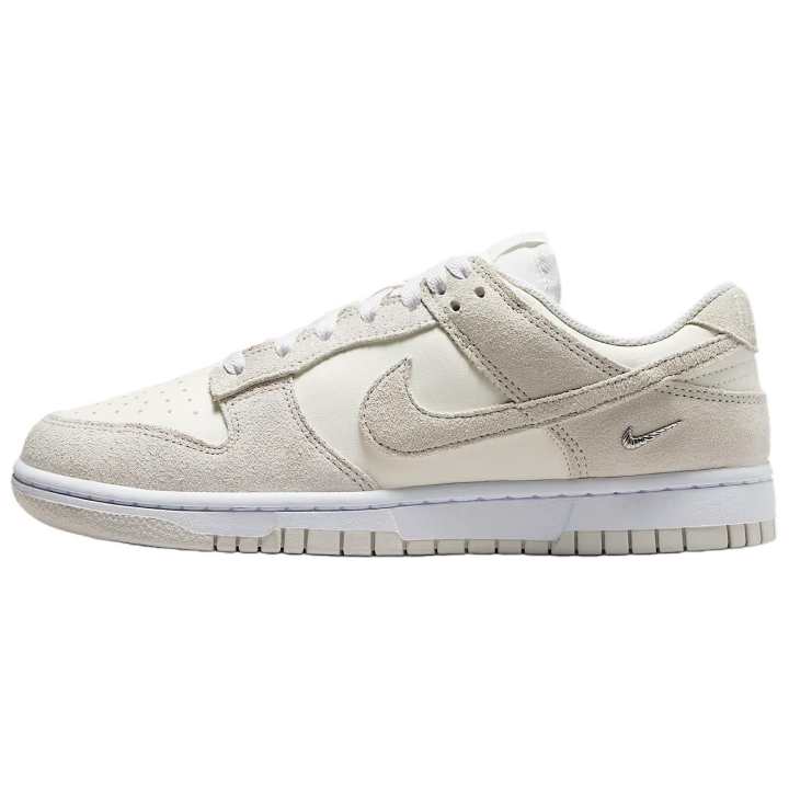 Nike Nike Dunk Low top Skateboard Shoes Women's Beige Gray