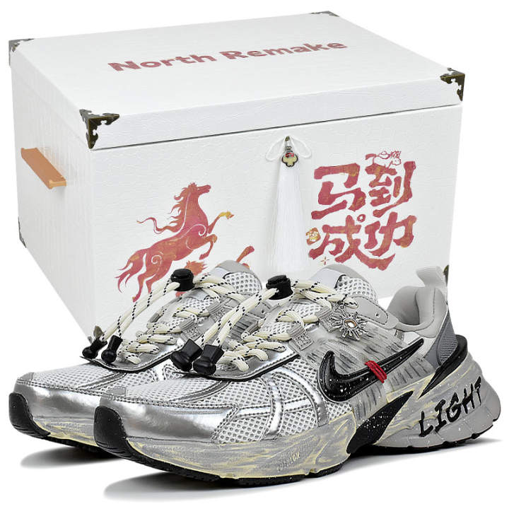 Nike Nike V2K Run Abrasion Resistant Slip Resistant Low top Running Shoes Men's