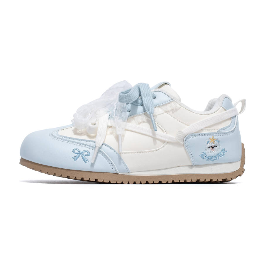 Warrior Students Party, Cute, White Flat Shoes Lightweight Abrasion Resistant Coverage Low top Casual Shoes Women's