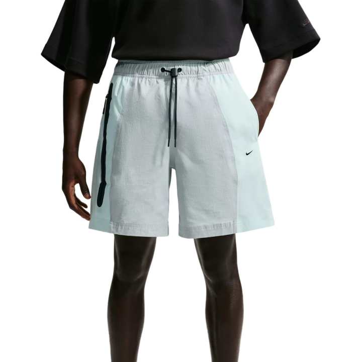Nike Nike Tech Men's Dri-FIT Woven Color-Block Shorts