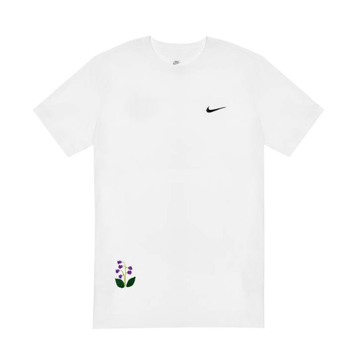 Nike Nike Sportswear T Shirts Unisex White Crew Neck Moderate Straight Fit