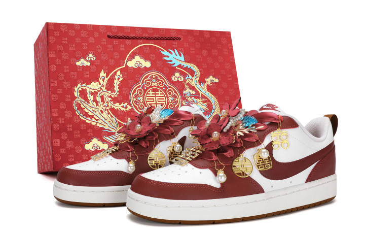 Nike Nike Court Borough Low top Skateboard Shoes Women's Burgundy