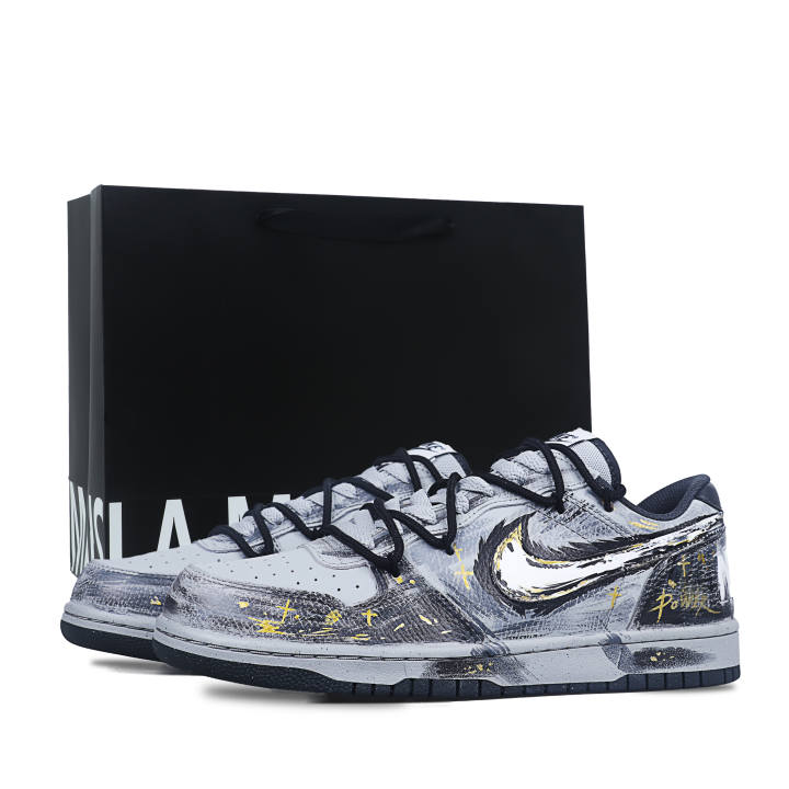 Nike Nike Big Coverage Low top Skateboard Shoes Men's Gray