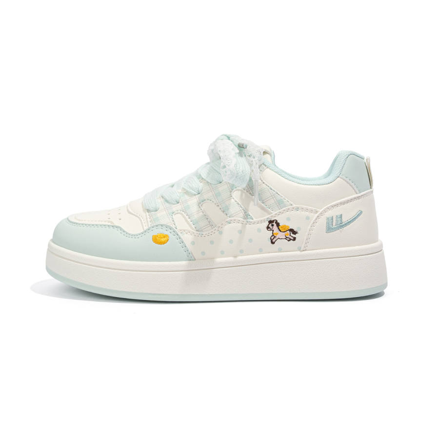 Warrior Synthetic Leather Height Increasing Abrasion Resistant Lightweight Low top Skateboard Shoes Women's