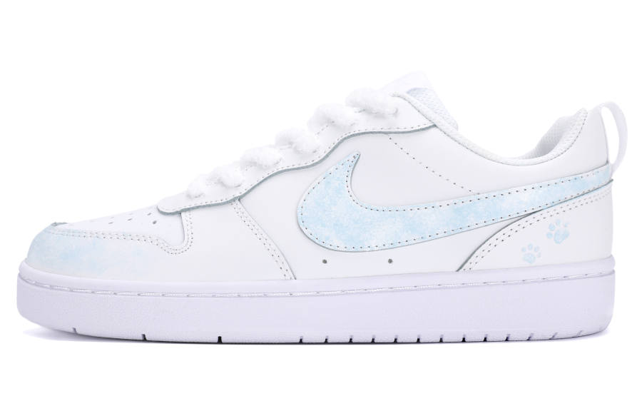 Nike Nike Court Borough 2 Abrasion Resistant Lightweight Slip Resistant Low top Skateboard Shoes Women's White Blue