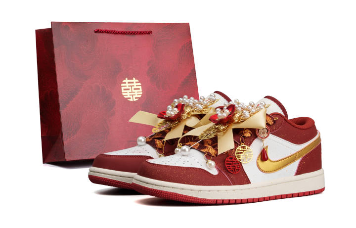 Jordan Jordan Air Jordan 1 Synthetic Leather, Leather Cushioning Slip Resistant Abrasion Resistant Low top