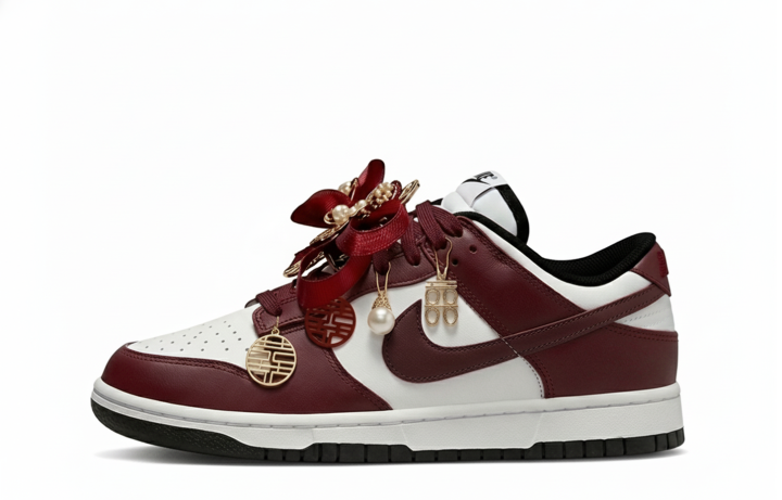 Nike Nike Dunk Coverage Slip Resistant Low top Skateboard Shoes Unisex White Red