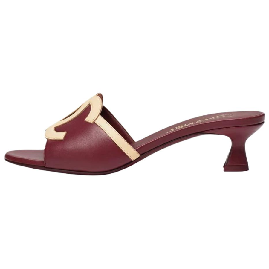 CHANEL Slide Slippers 4.5cm Women's Burgundy Red Paired With Beige