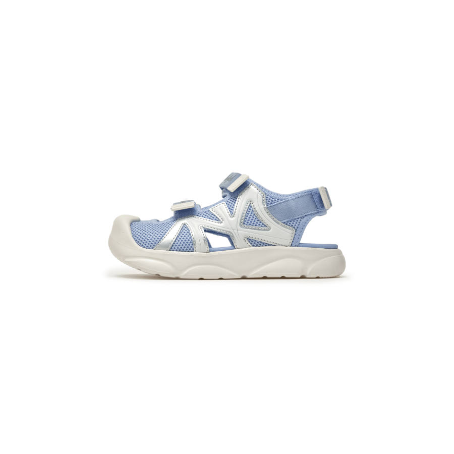 MLB KIDS New York Yankees Slip Resistant And Breathable Low top Sandal Kids'