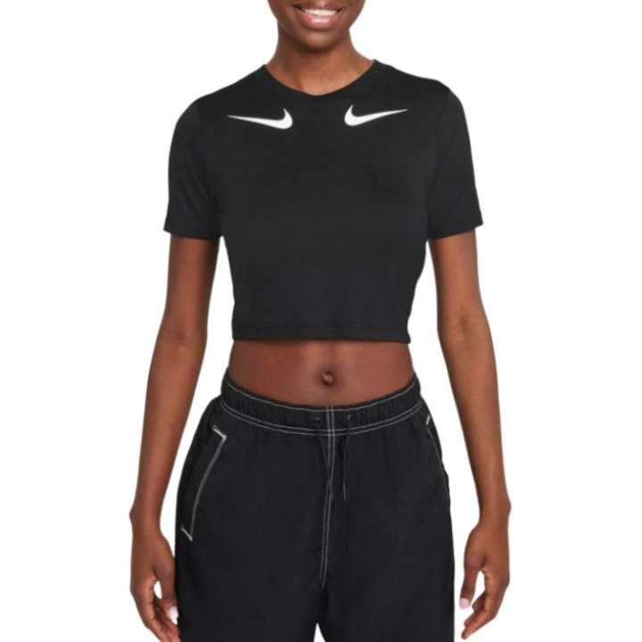 Nike Nike Swoosh T Shirts Women's Black Crew Neck