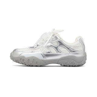 Barbie Casual Shoes Women's Low Top Silver