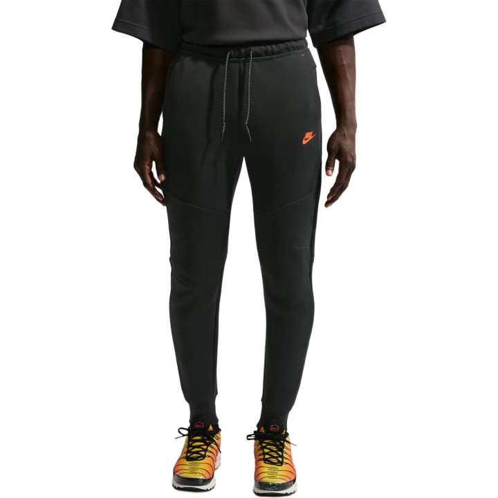Nike Nike Knitted Sweatpants Men's Black Moderate Cuffed Pants