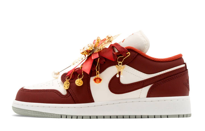 Jordan Jordan Air Jordan 1 Auspicious Dragon And Phoenix, New Chinese Style, Chinese Style, Wedding Preparation, Wedding Shoes