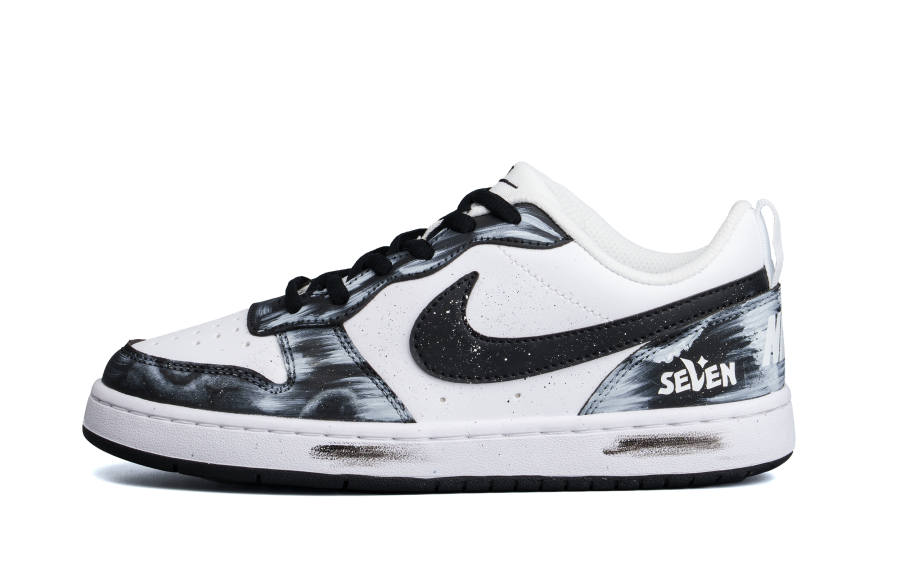 Nike Nike Court Borough Synthetic Leather Low top Kids' Skateboarding Shoes Black White Teenagers