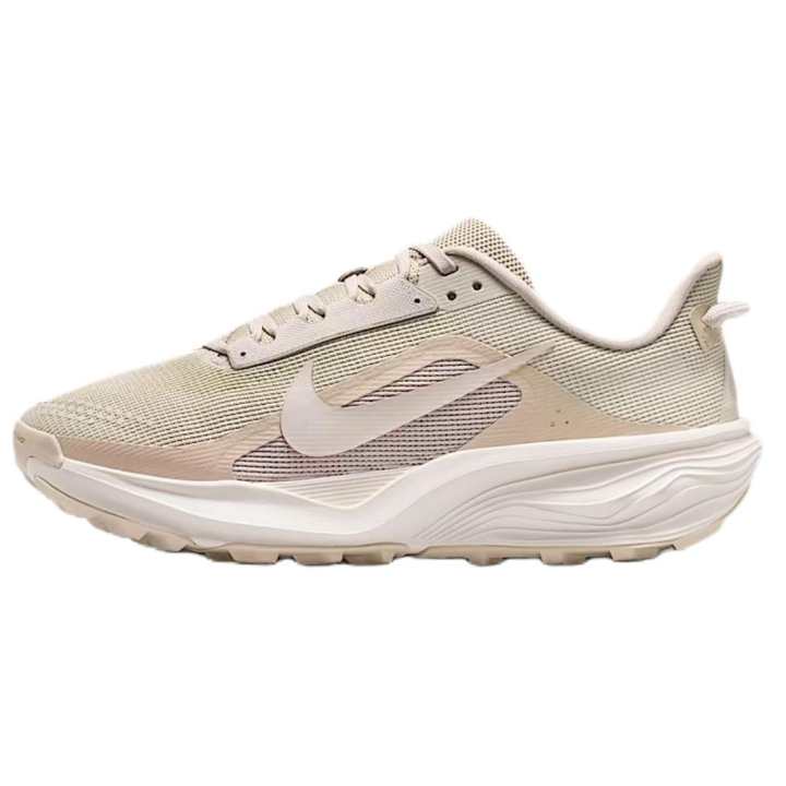 Nike Nike ACG PEGASUS TRAIL Running Shoes Women's Ecru