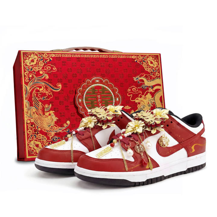 Nike Nike Dunk Red Bird Joy Leather Slip Resistant Abrasion Resistant Low top Skateboard Shoes Unisex Red