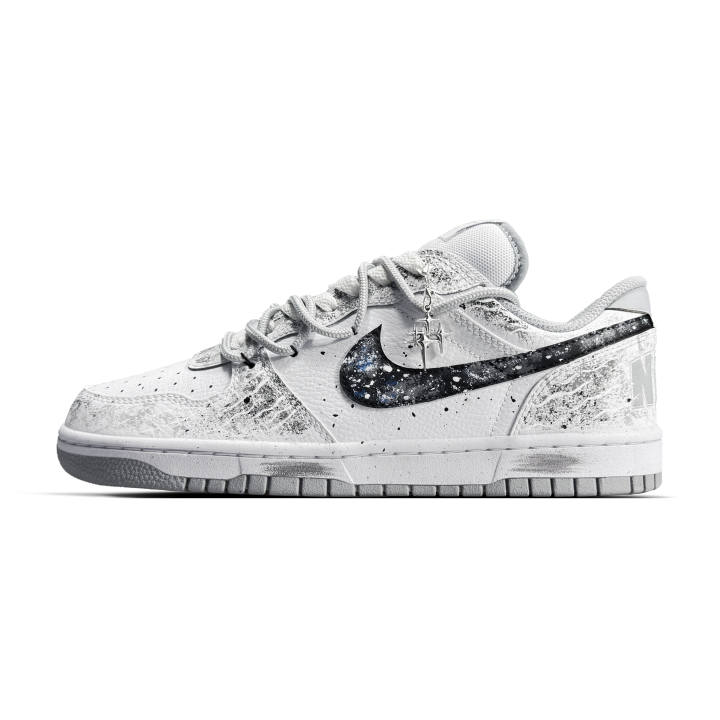 Nike Nike Big Abrasion Resistant Low top Skateboard Shoes Men's Gray