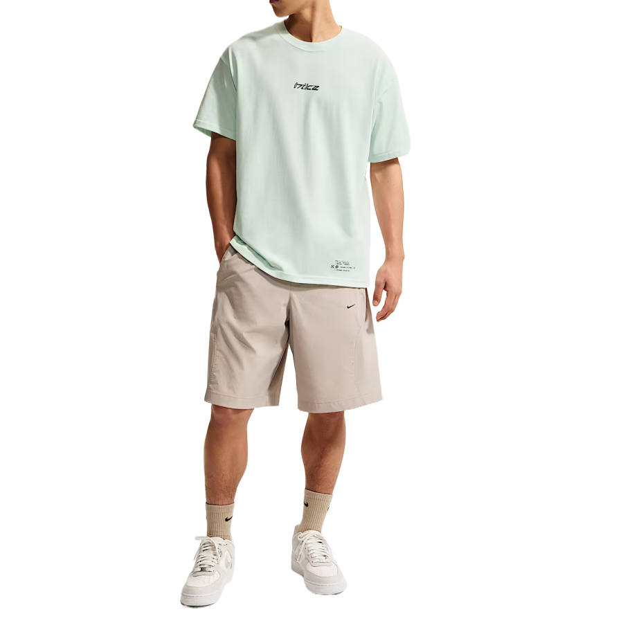 Nike Nike Sportswear T Shirts Men's Slight Green Crew Neck Moderate