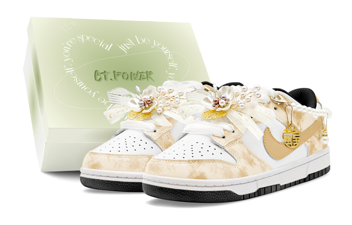 Nike Nike Dunk Skateboard Shoes Men's Low Top Gold/Yellow