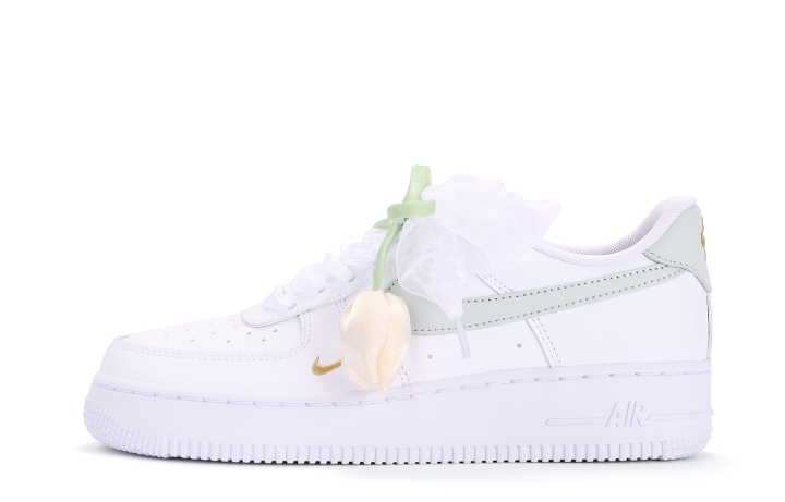Nike Nike Air Force 1 Coverage Slip Resistant Abrasion Resistant Low top Skateboard Shoes Women's White Green