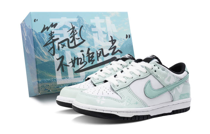 Nike Nike Dunk Leather Low top Kids' Skateboarding Shoes White Green Teenagers